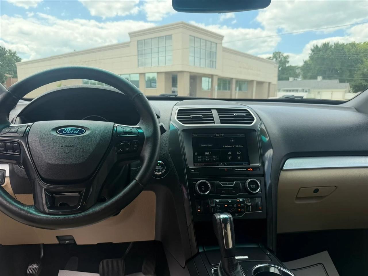 Ford Explorer  2016