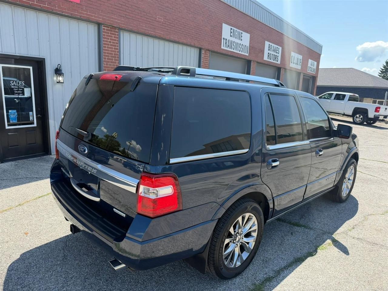Ford Expedition  2017