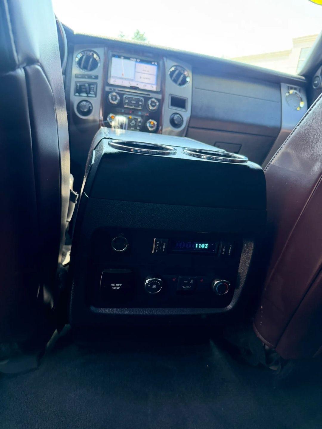 Ford Expedition  2017