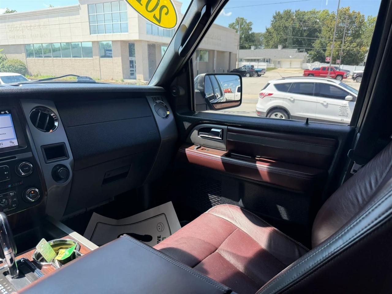 Ford Expedition  2017