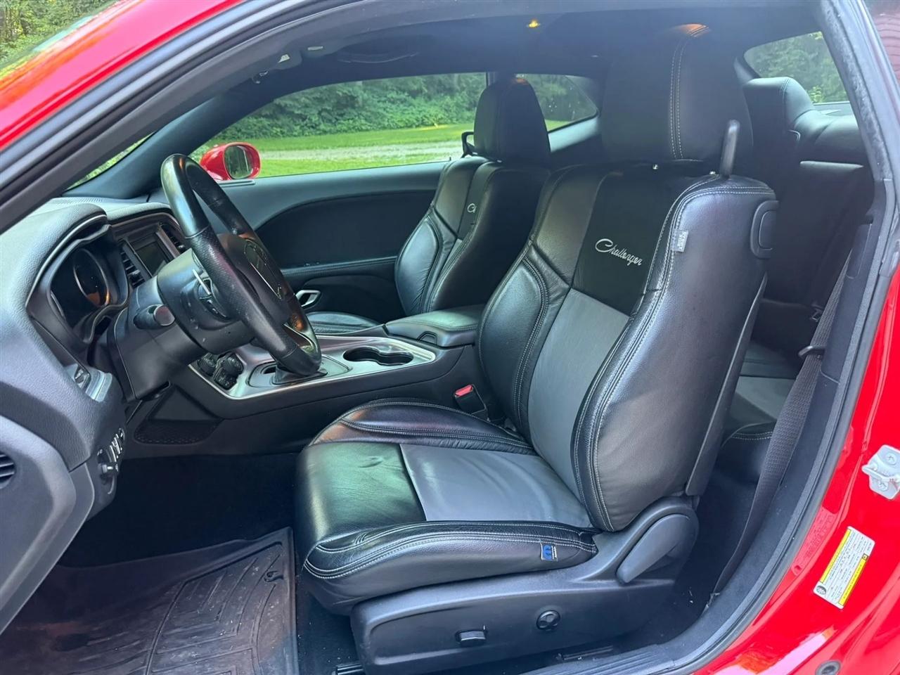 Dodge Challenger  2019