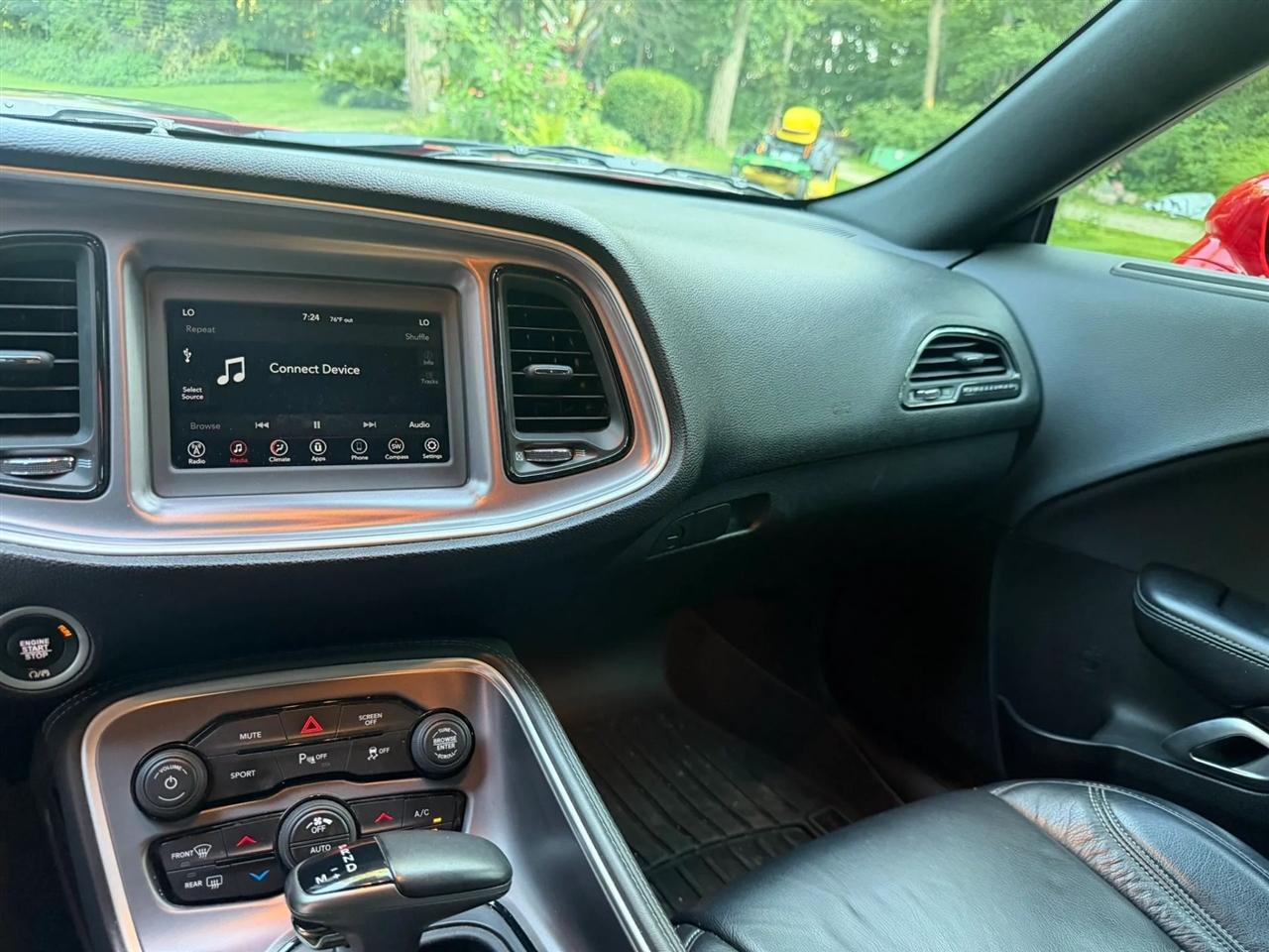 Dodge Challenger  2019