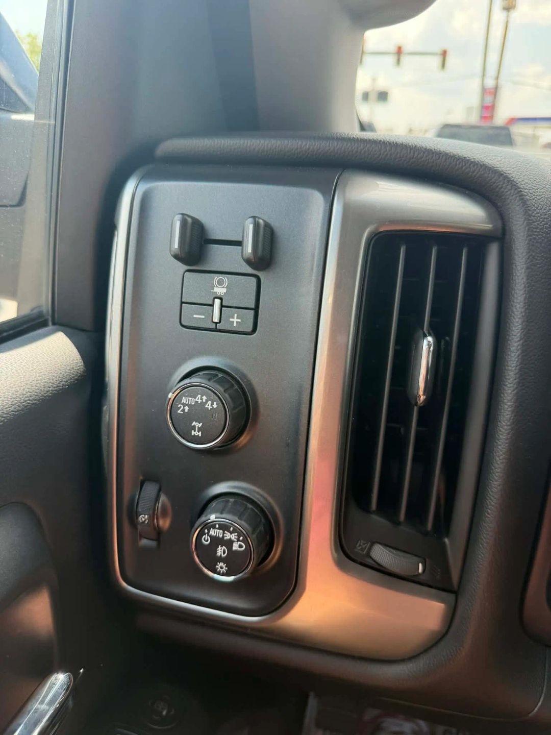 Chevrolet Silverado 1500  2017