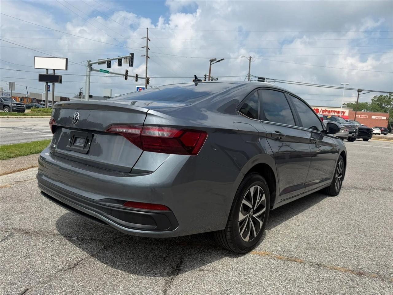 Volkswagen Jetta  2024