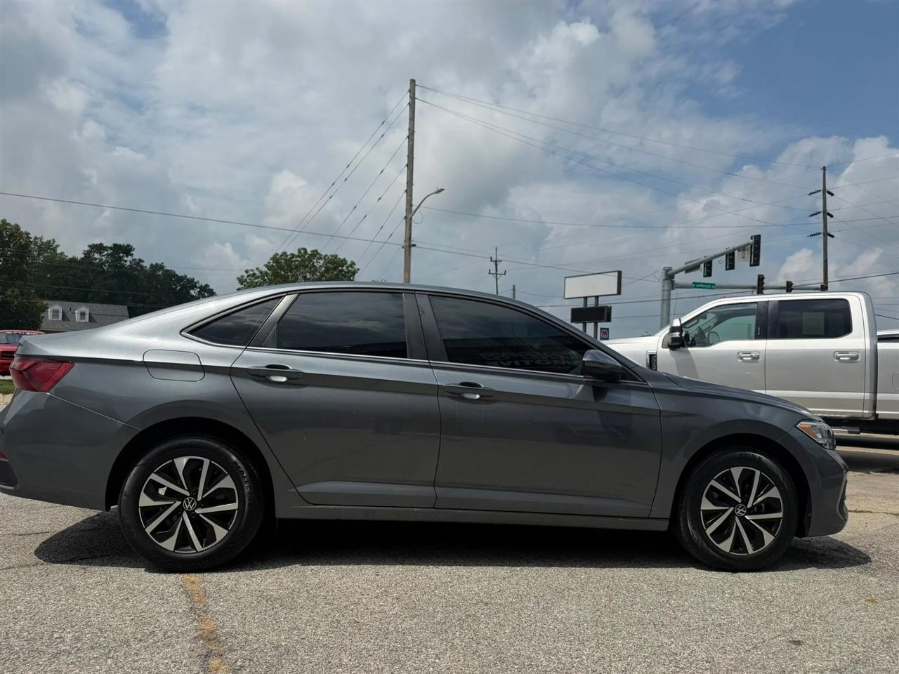 Volkswagen Jetta  2024
