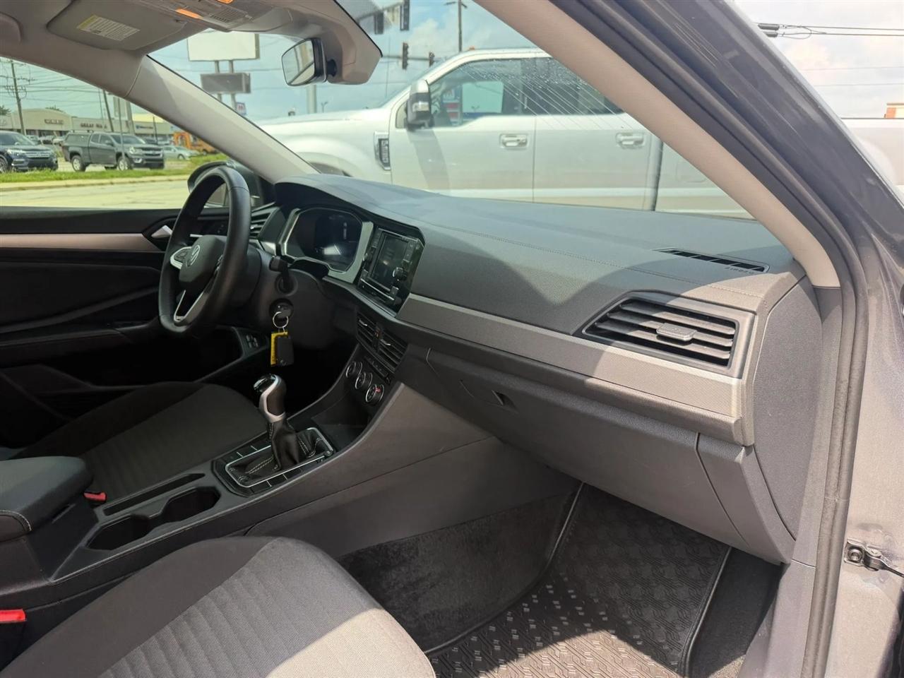 Volkswagen Jetta  2024