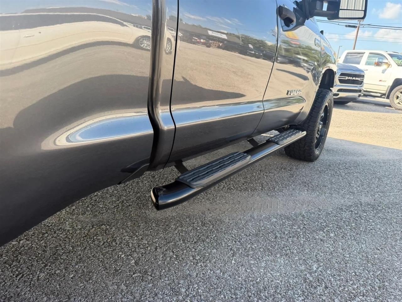 Toyota Tundra  2014