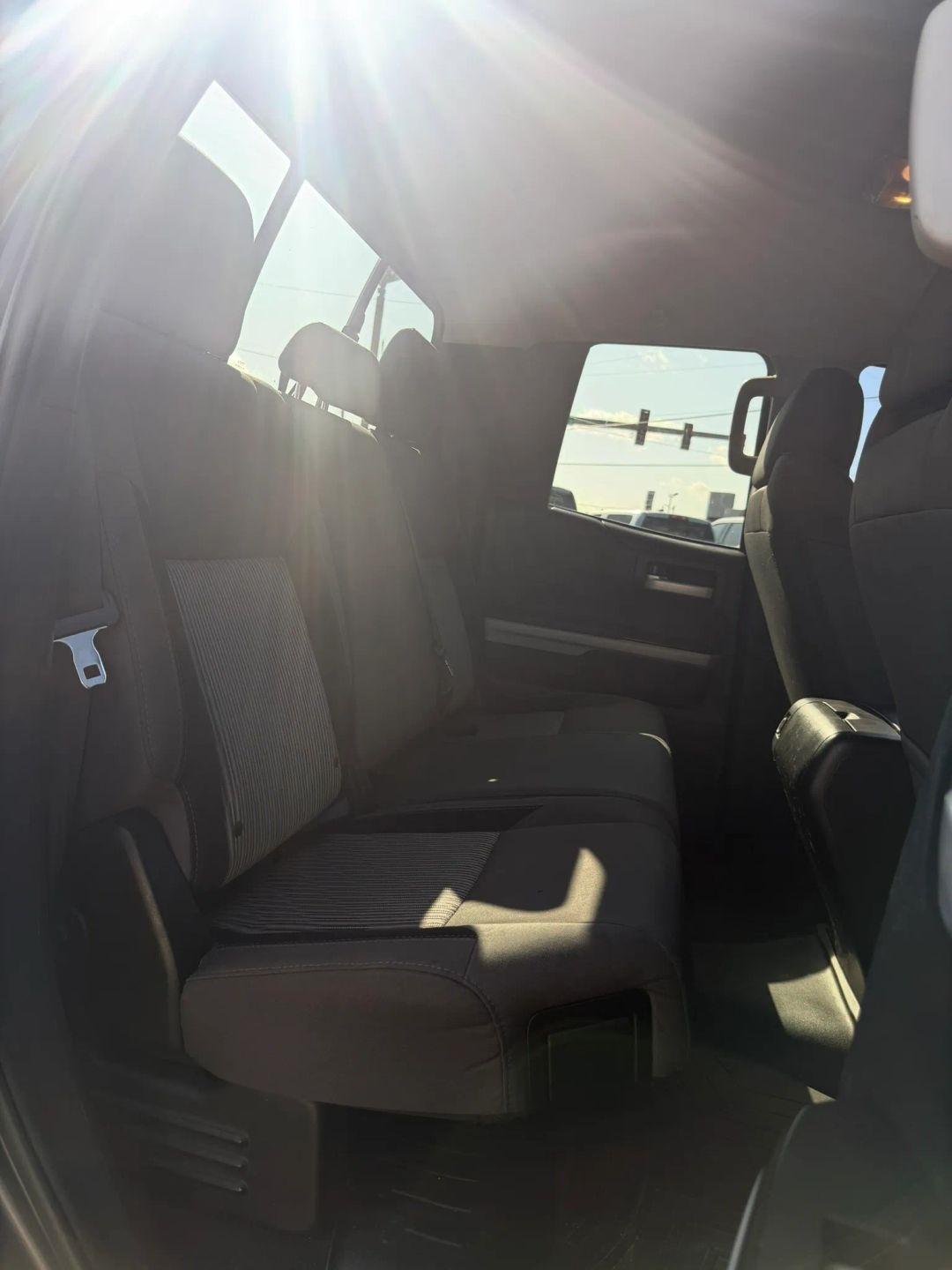 Toyota Tundra  2014