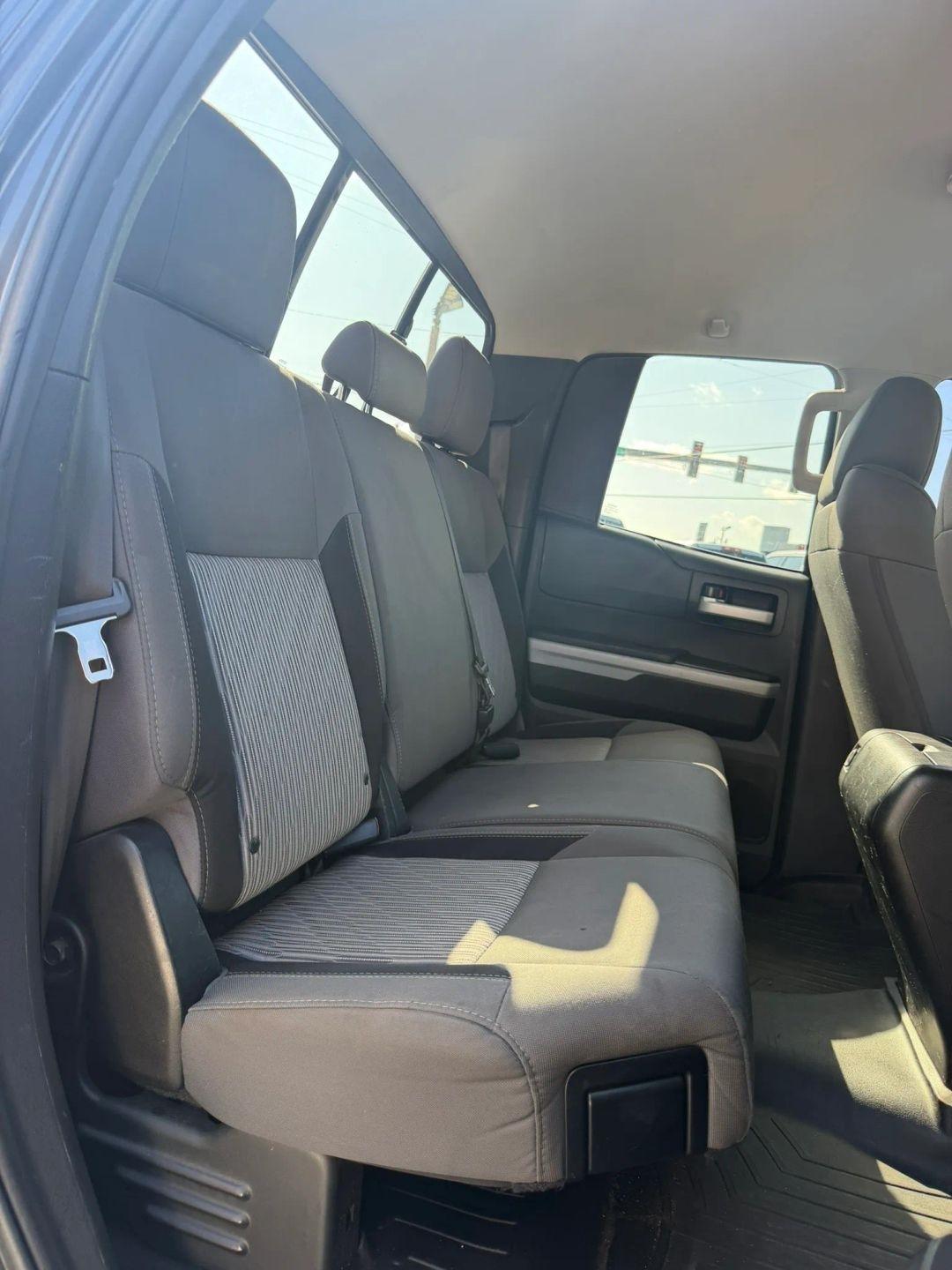 Toyota Tundra  2014