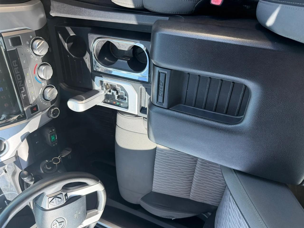 Toyota Tundra  2014