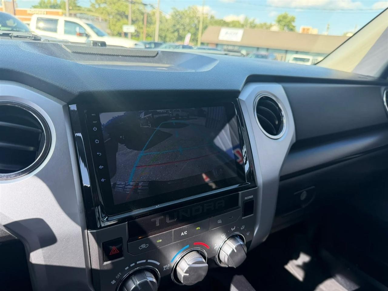 Toyota Tundra  2014