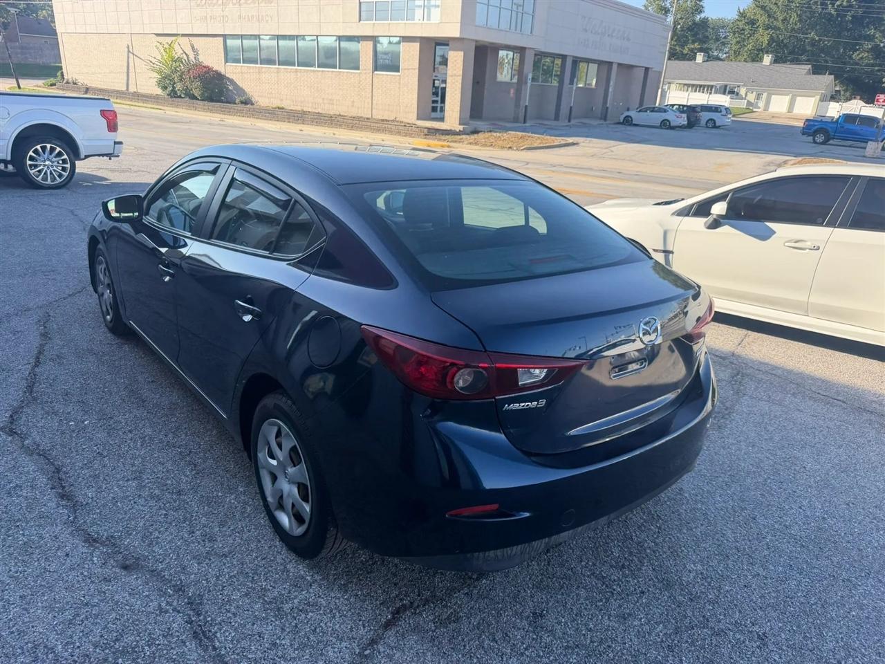 Mazda MAZDA3  2018