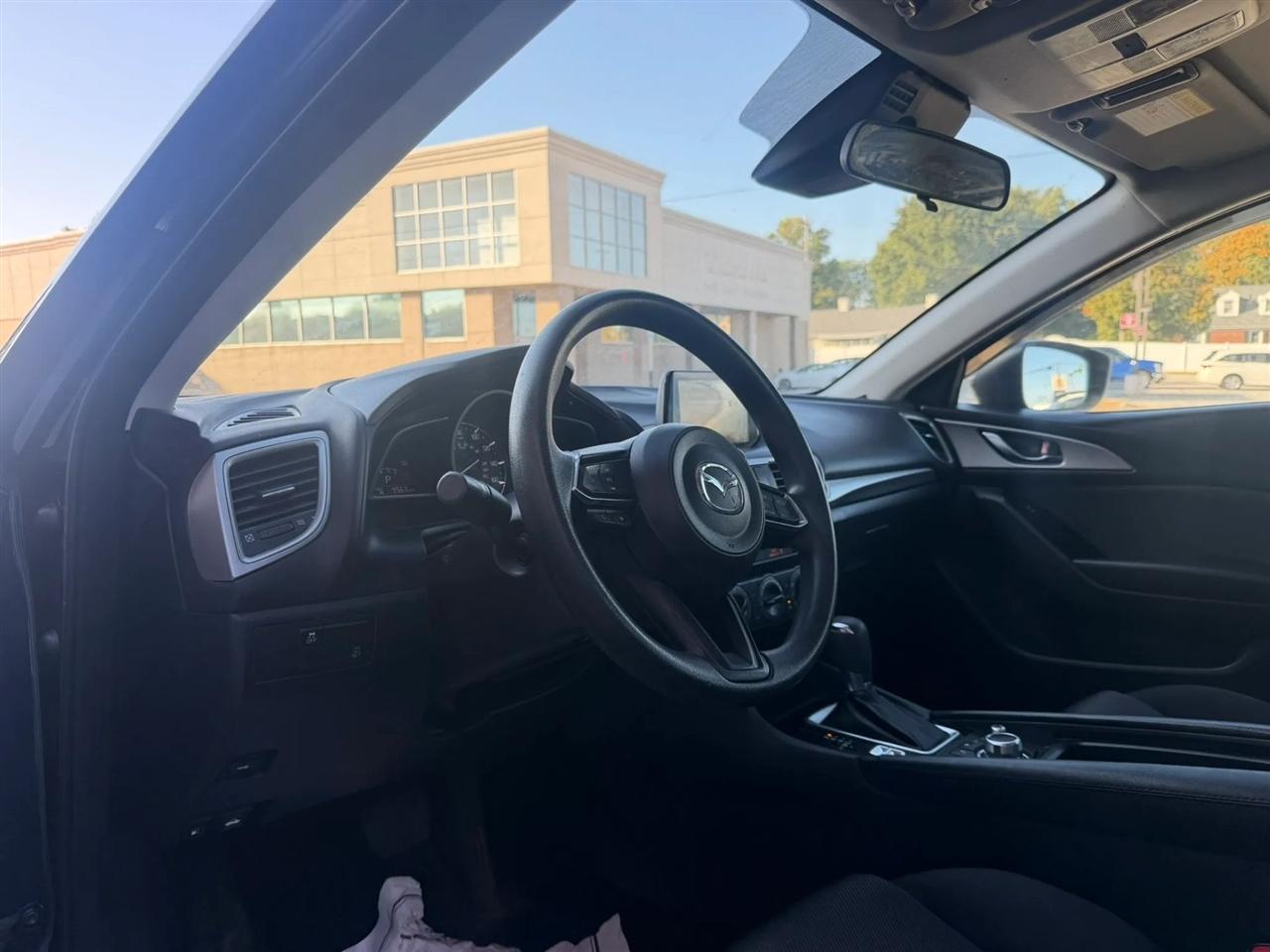 Mazda MAZDA3  2018