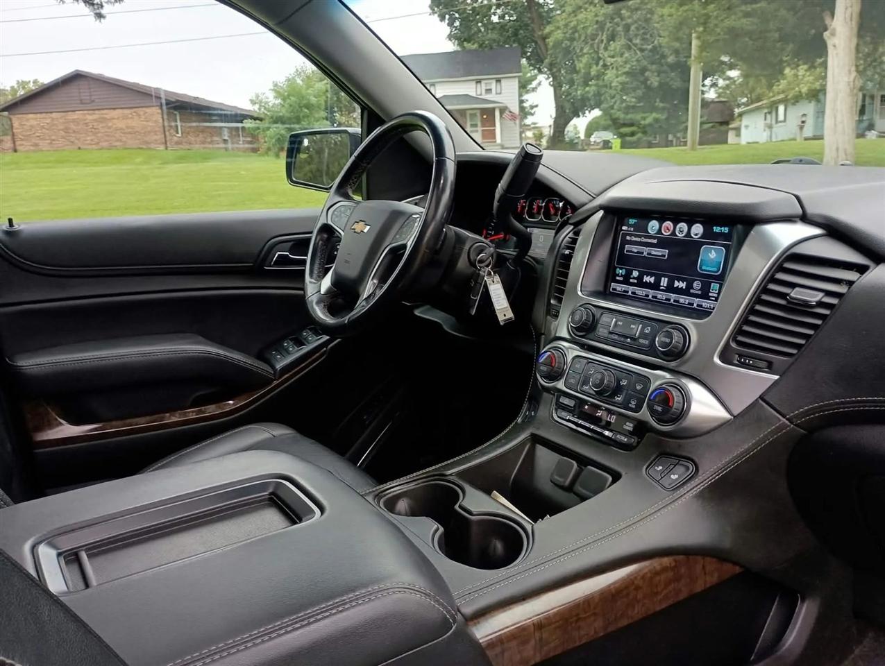 Chevrolet Suburban  2018