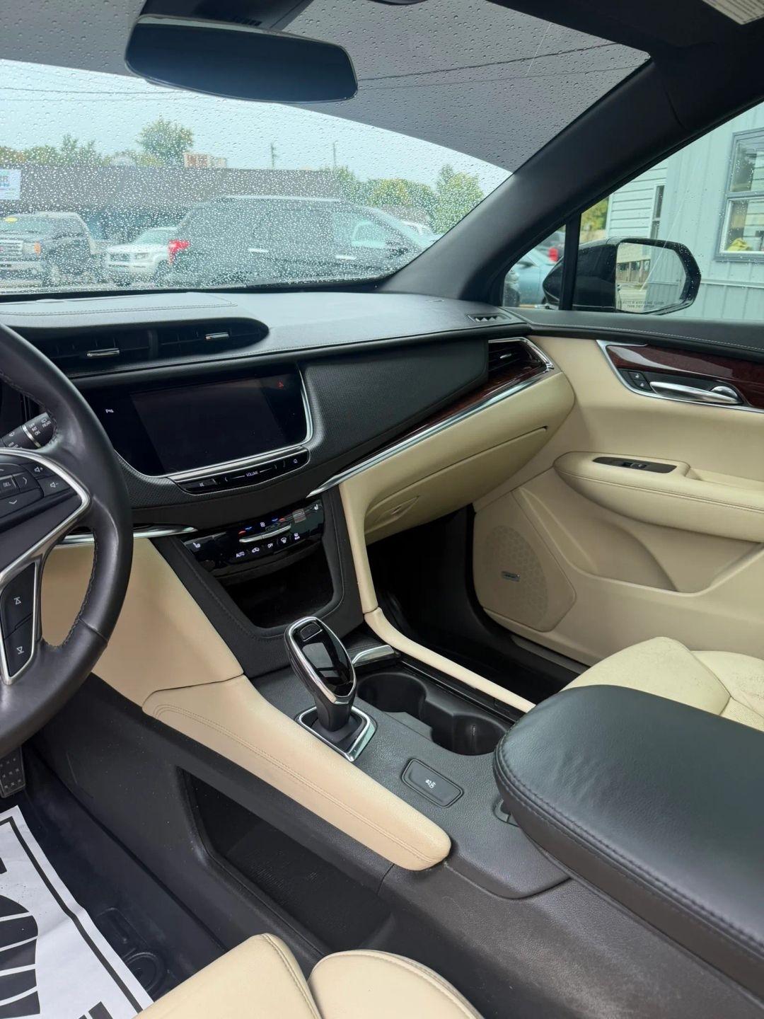 Cadillac XT5  2017