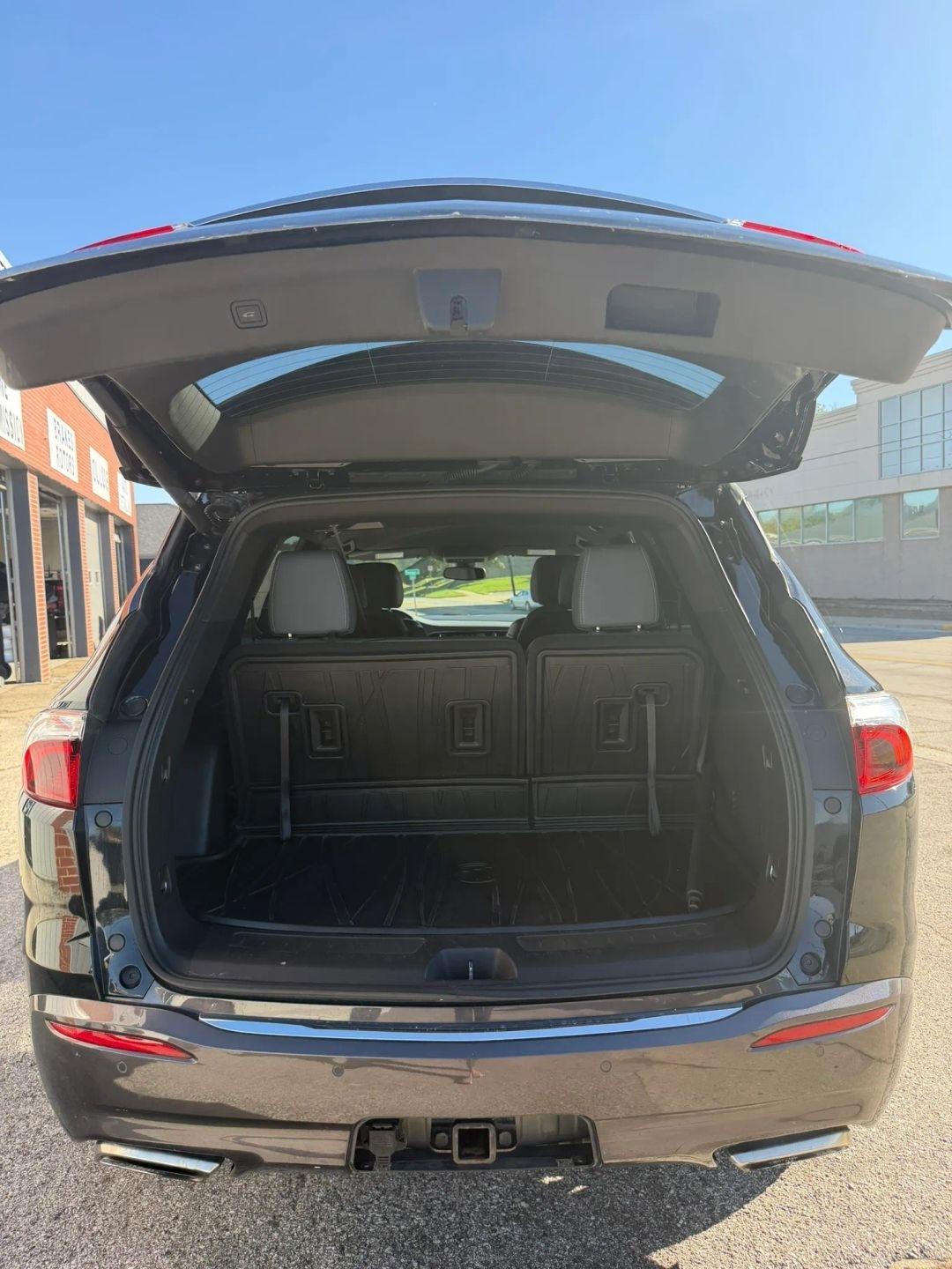 Buick Enclave  2023