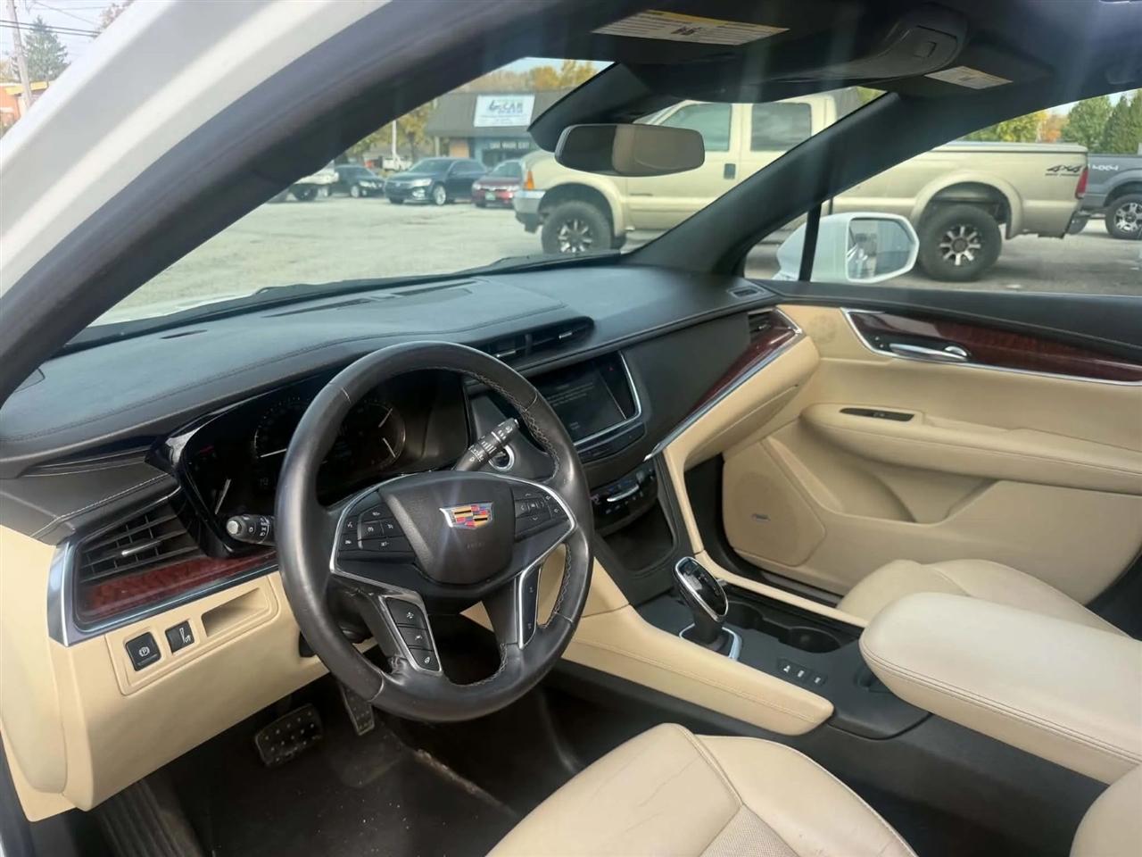 Cadillac XT5  2018