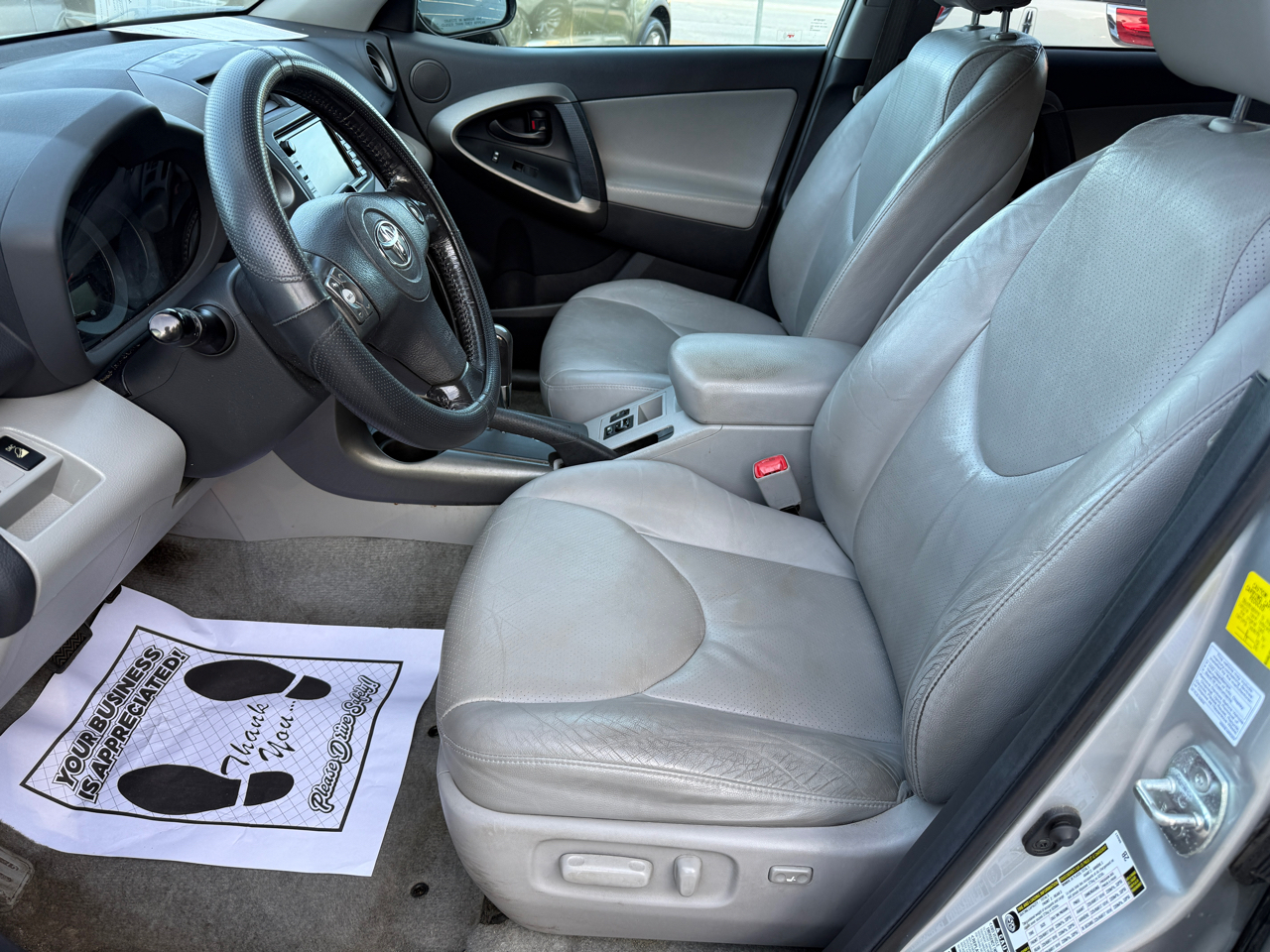 Toyota RAV4 Limited V6 4WD 2011