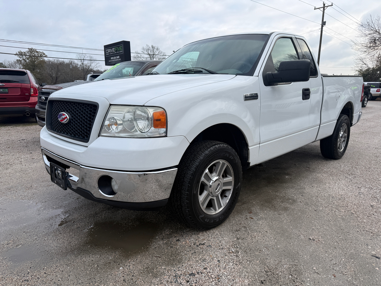 2006 Ford F-150 2WD Reg Cab 141" XLT