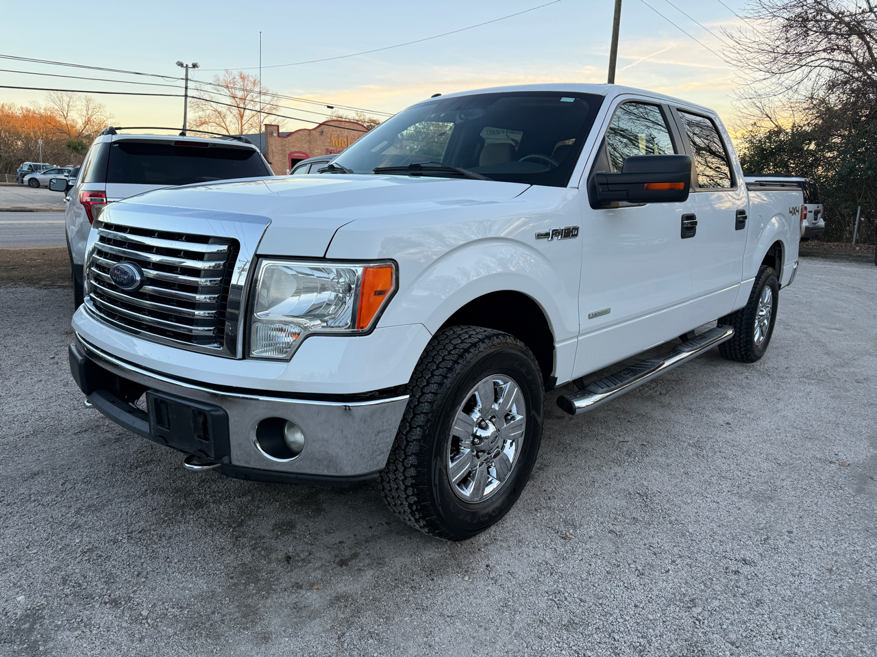 2011 Ford F-150 4WD SuperCab 145" XLT