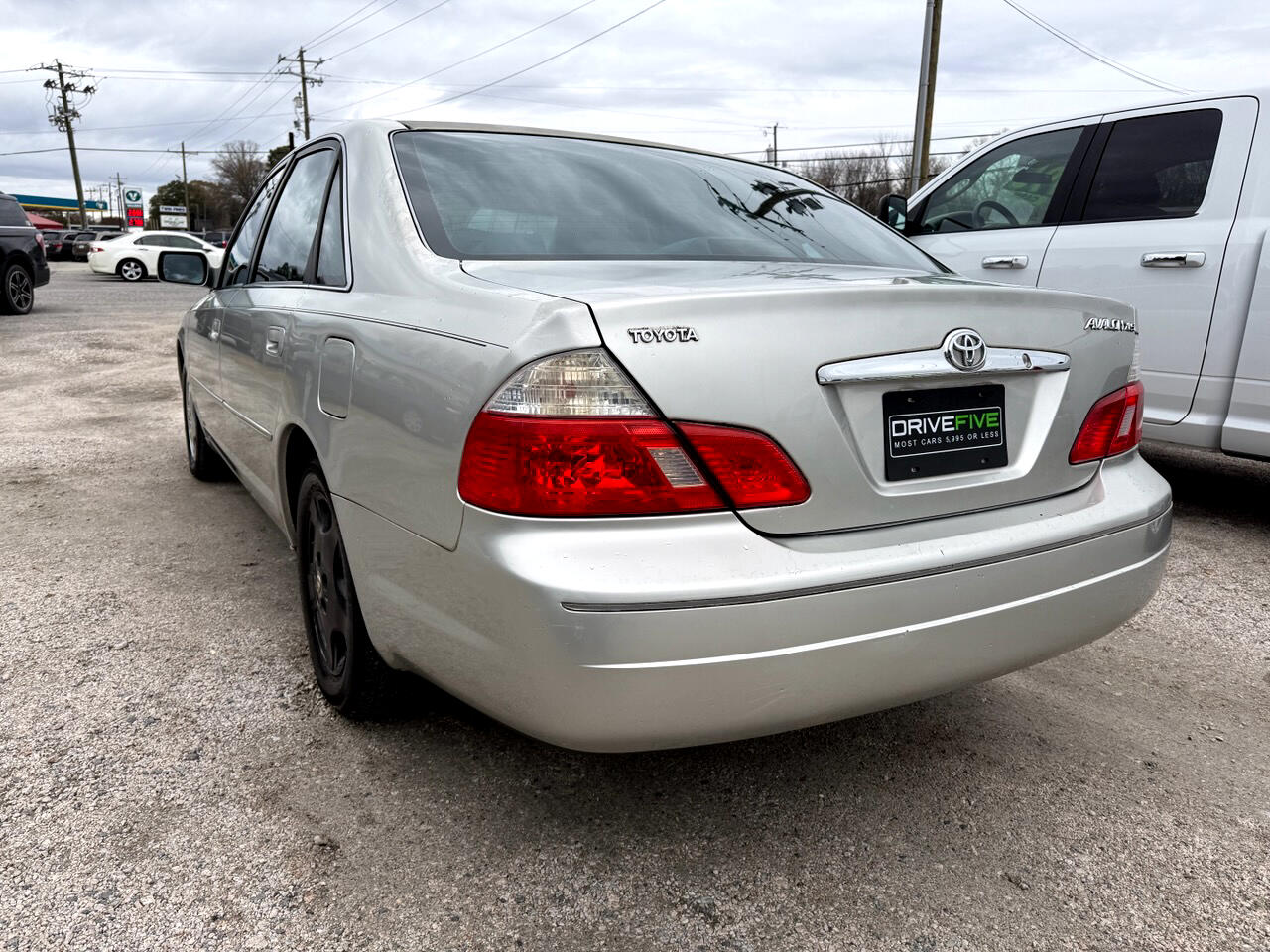Toyota Avalon XL 2003
