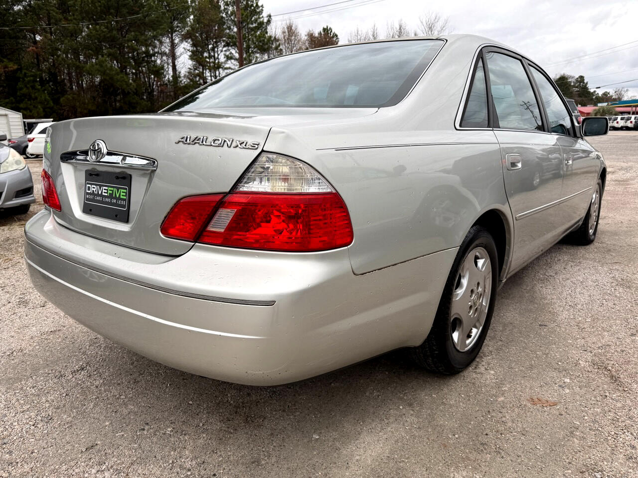 Toyota Avalon XL 2003