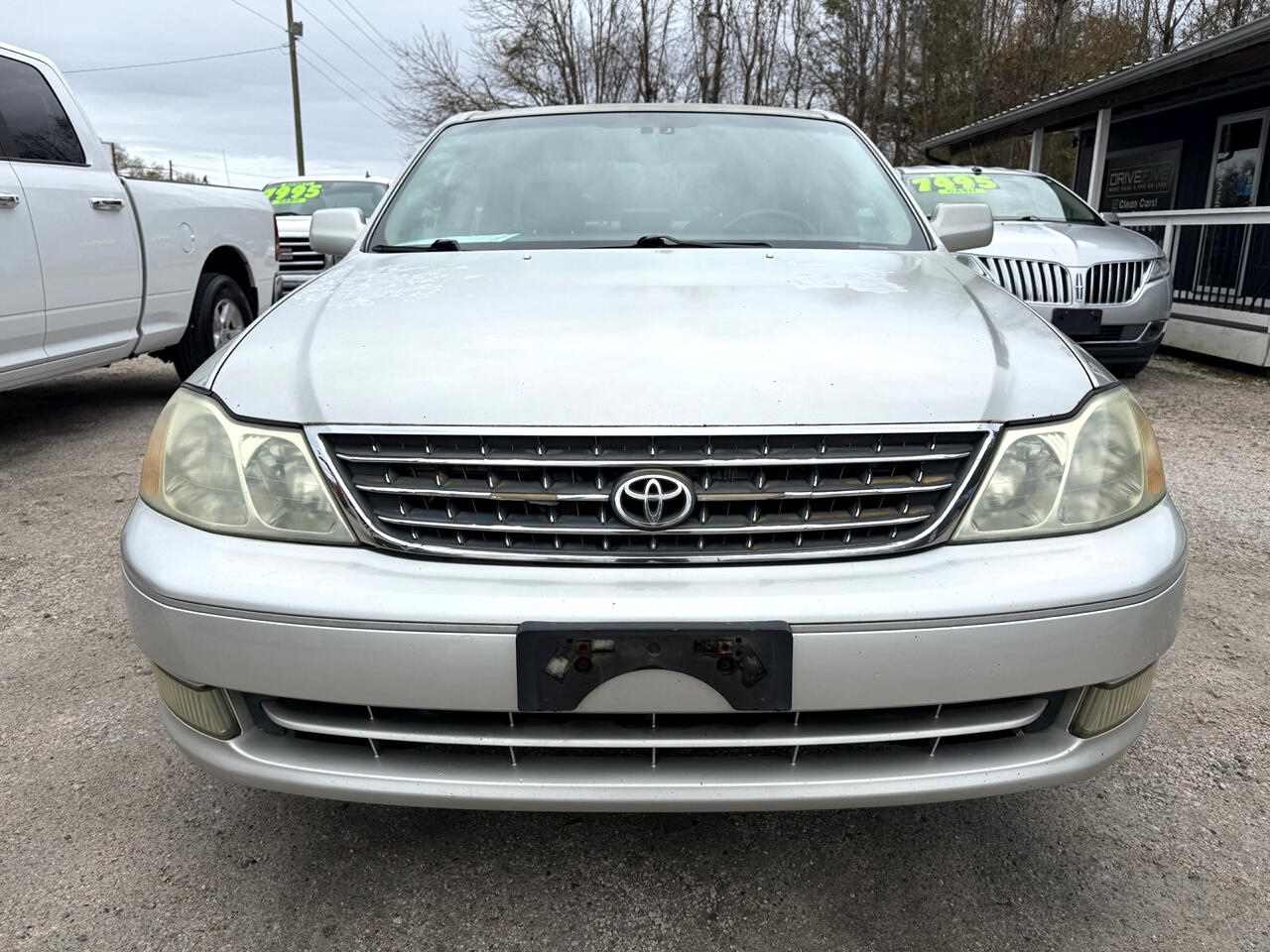 Toyota Avalon XL 2003