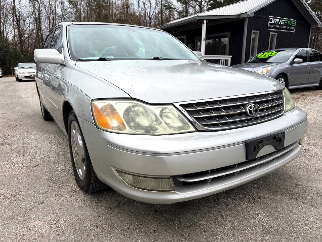 Toyota Avalon XL 2003