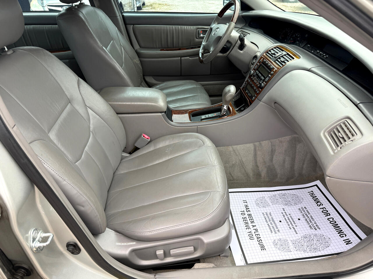 Toyota Avalon XL 2003