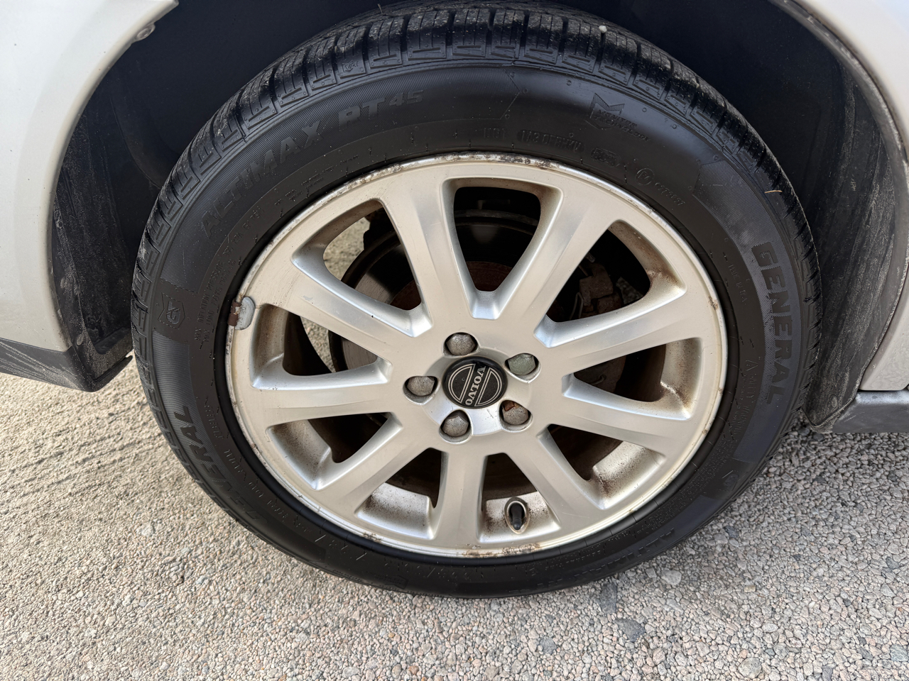 Volvo S80 2.5T AWD 2004