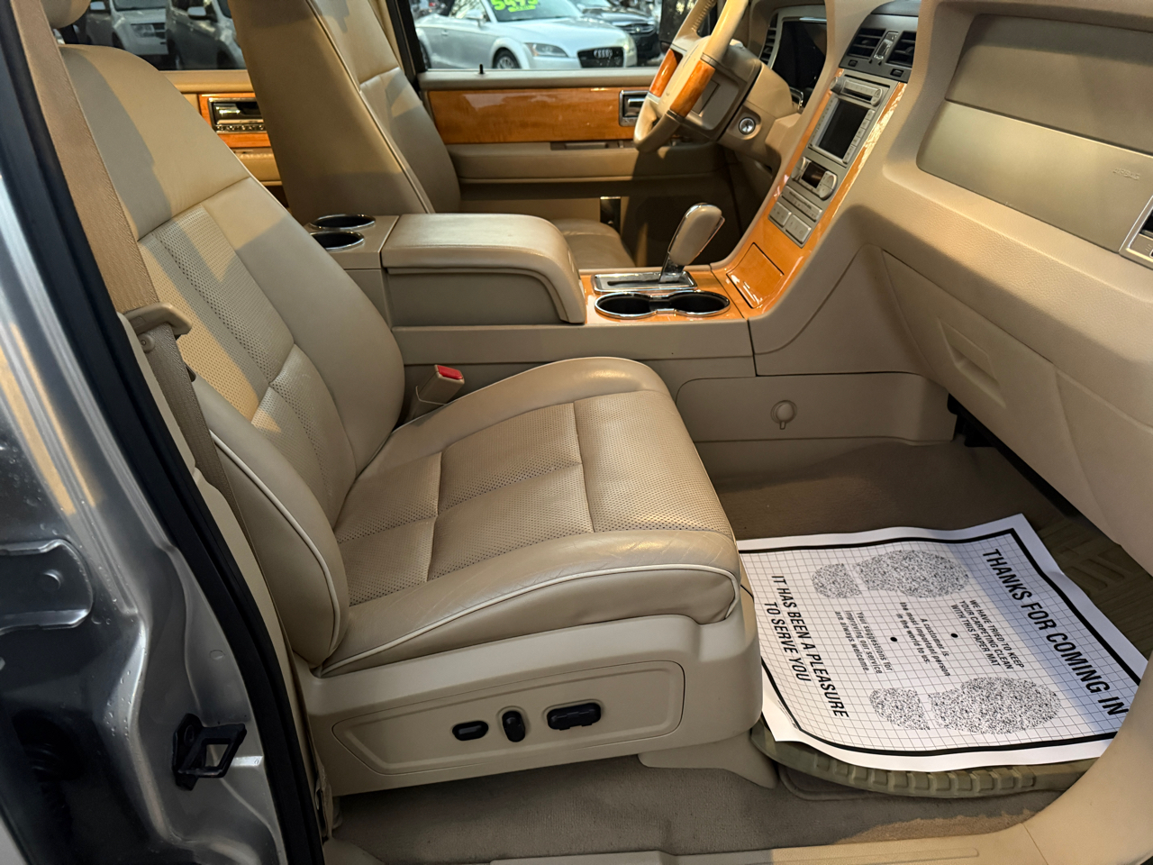 Lincoln Navigator L 2WD 2007