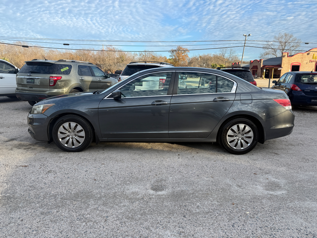 Honda Accord LX sedan AT 2011