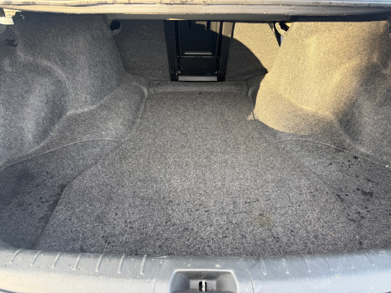 Honda Accord LX sedan AT 2011