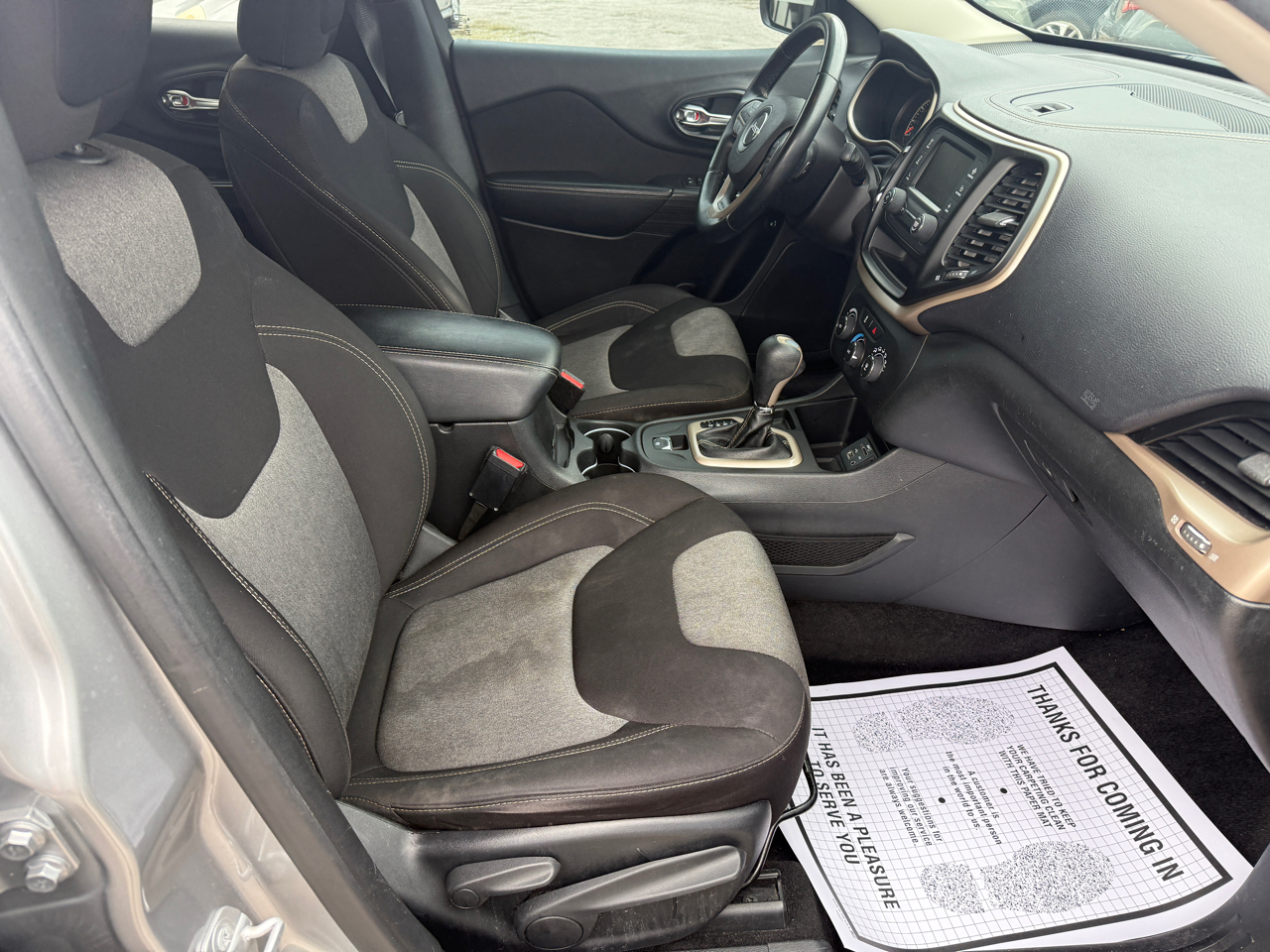 Jeep Cherokee Sport FWD 2015