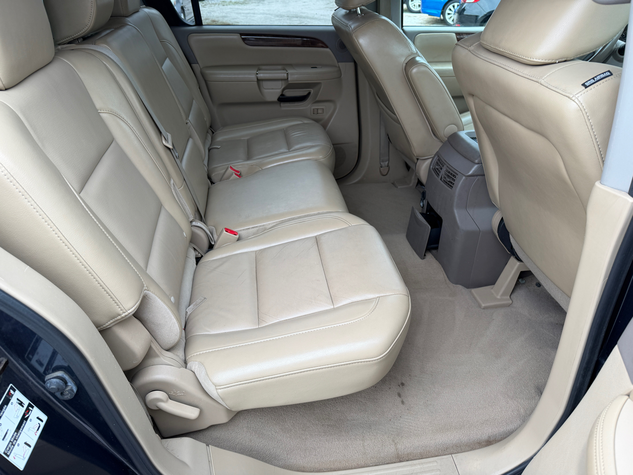 Nissan Armada SL 4WD 2014