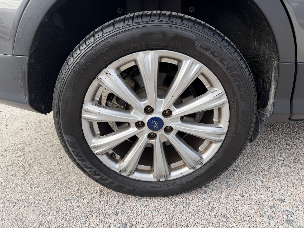 Ford Escape Titanium 4WD 2017