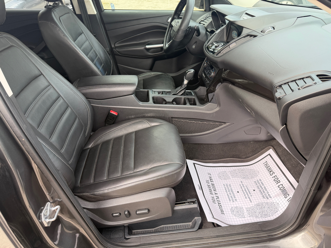 Ford Escape Titanium 4WD 2017