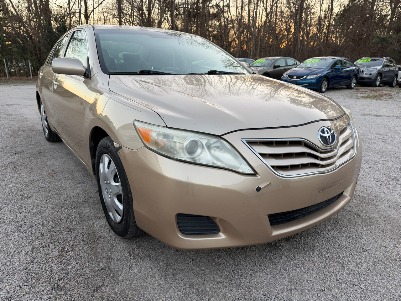 Toyota Camry SE 6-Spd MT 2010