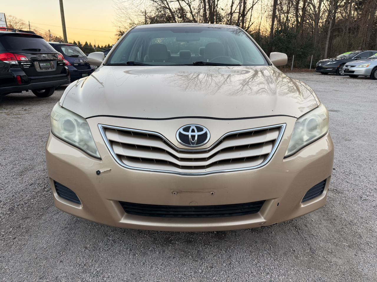 Toyota Camry SE 6-Spd MT 2010