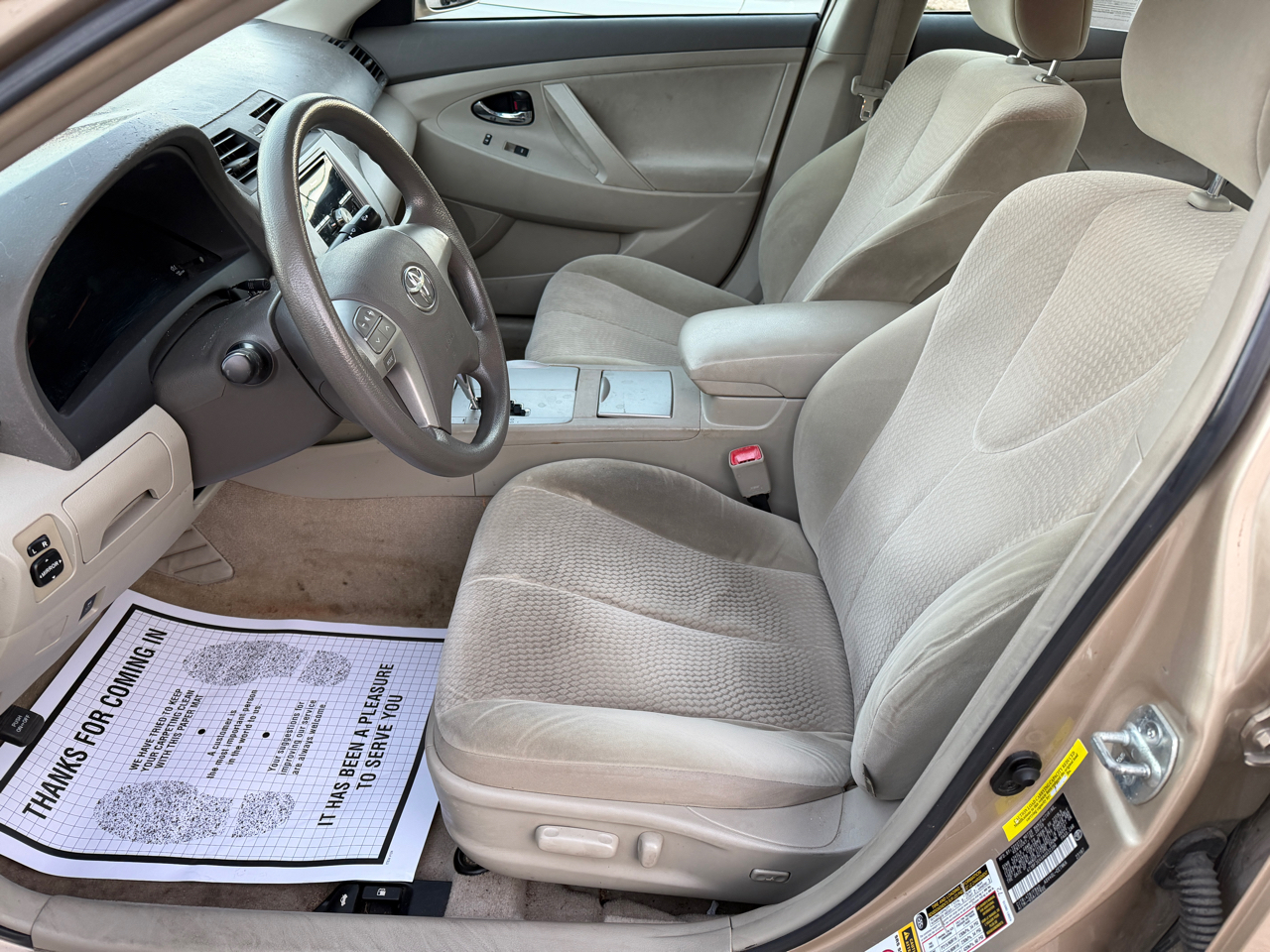 Toyota Camry SE 6-Spd MT 2010