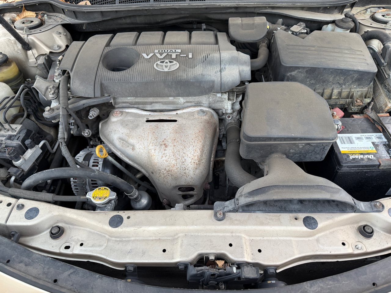 Toyota Camry SE 6-Spd MT 2010