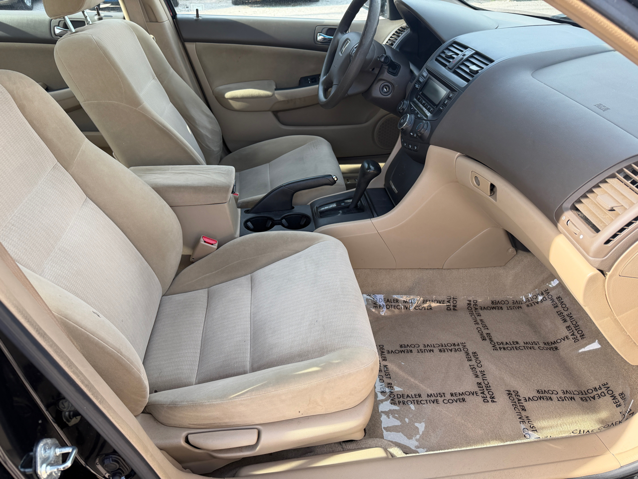 Honda Accord LX sedan AT 2004