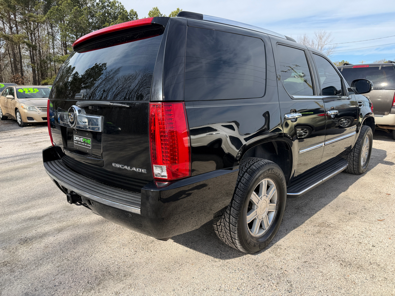 Cadillac Escalade 2WD 2010