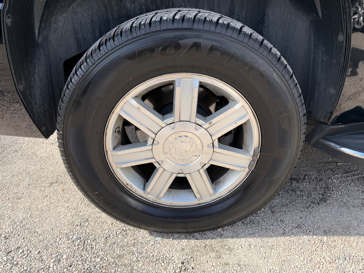 Cadillac Escalade 2WD 2010