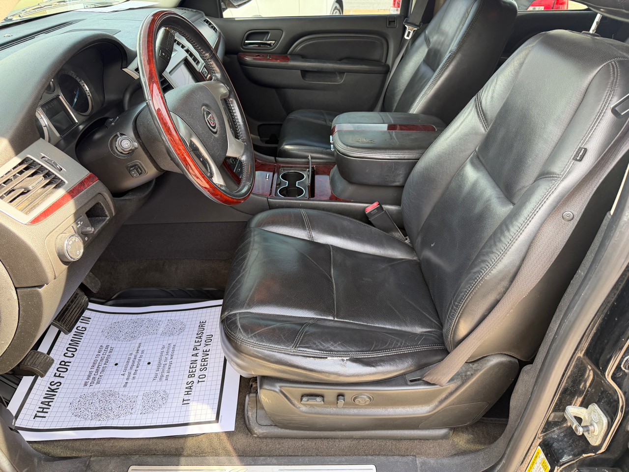 Cadillac Escalade 2WD 2010