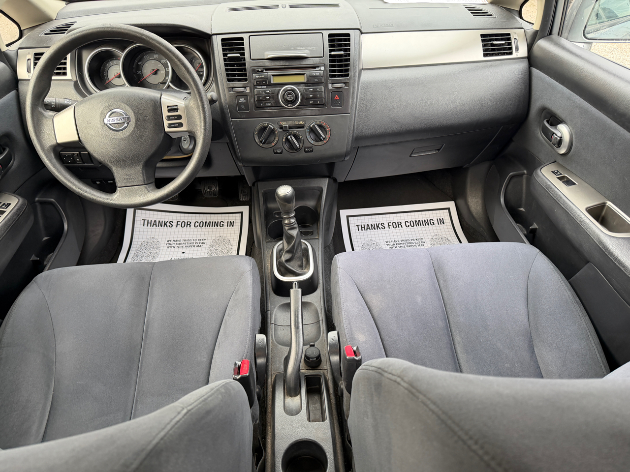 Nissan Versa 1.8 S Sedan 2009