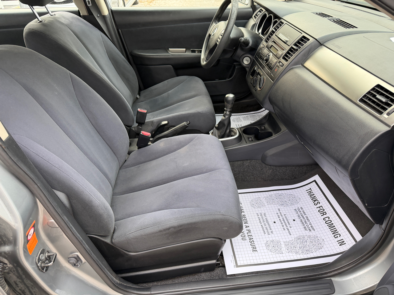 Nissan Versa 1.8 S Sedan 2009