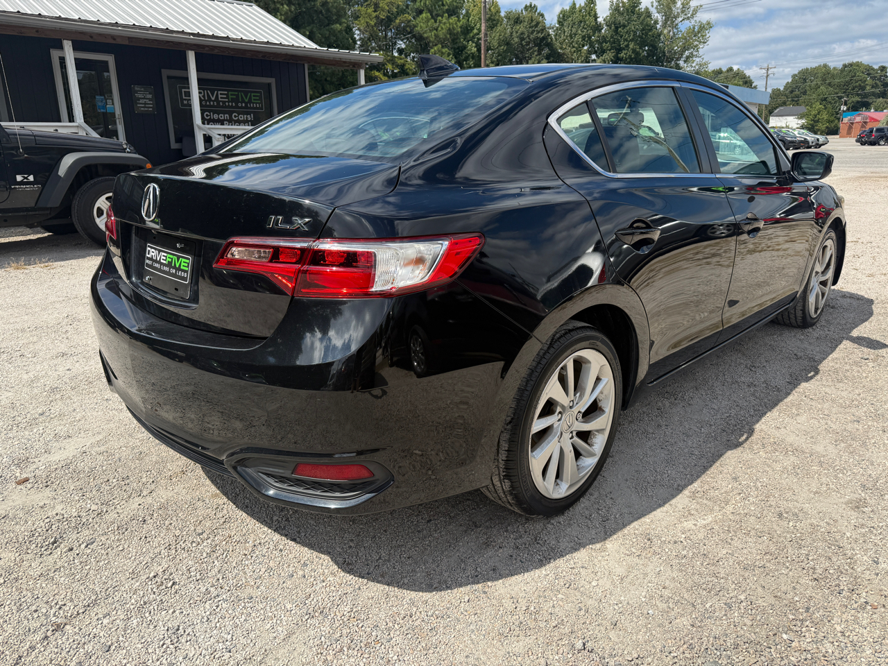 Acura ILX 8-Spd AT 2016