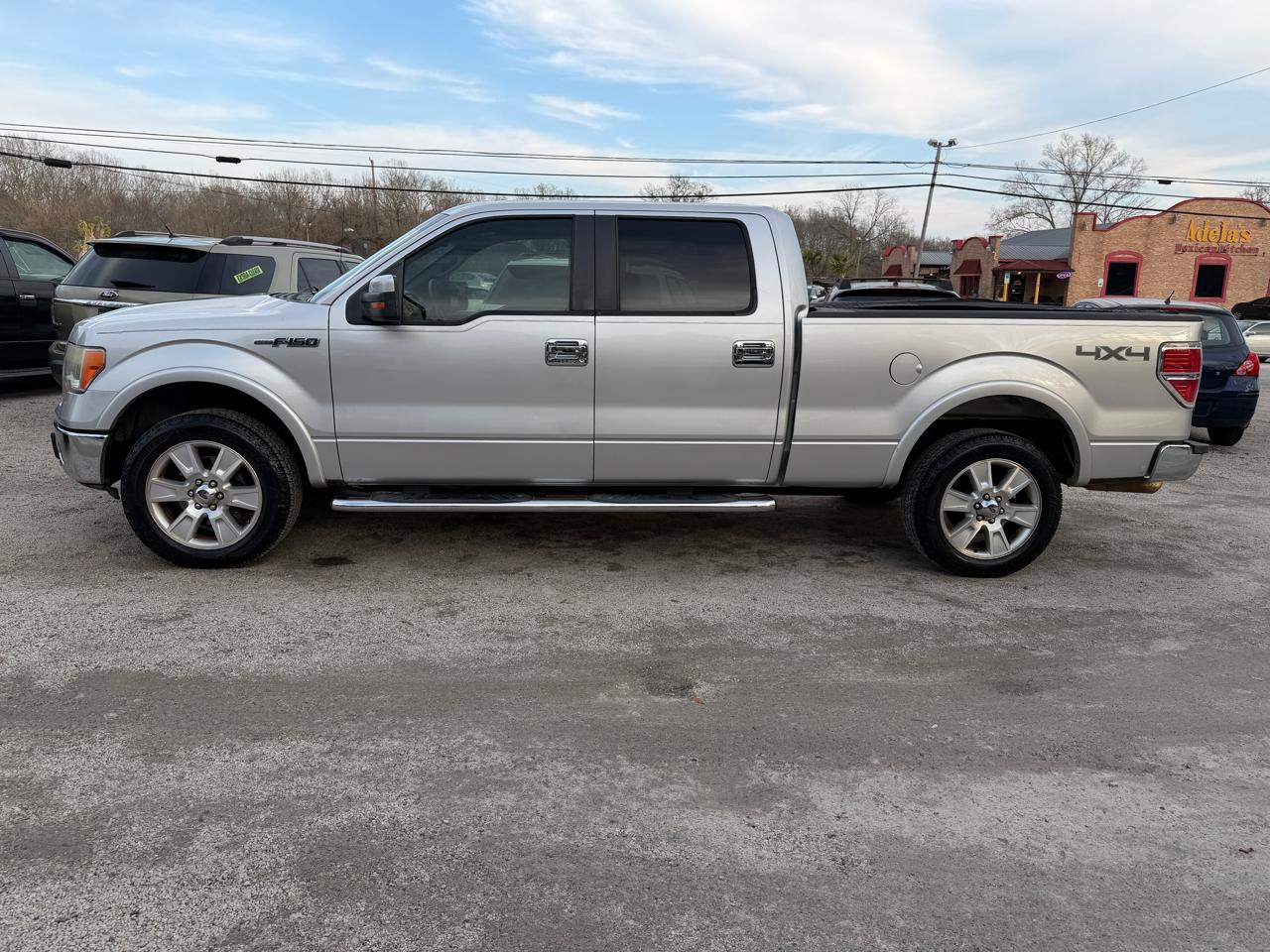 Ford F-150 4WD SuperCab 145" Lariat 2010