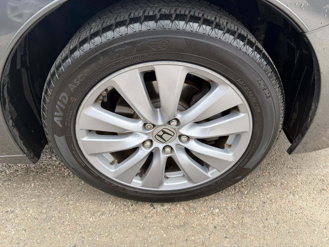 Honda Accord EX-L Sedan AT 2011